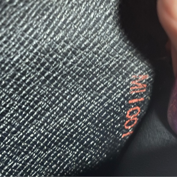 Louis Vuitton EPI black wallet - Picture 12 of 13